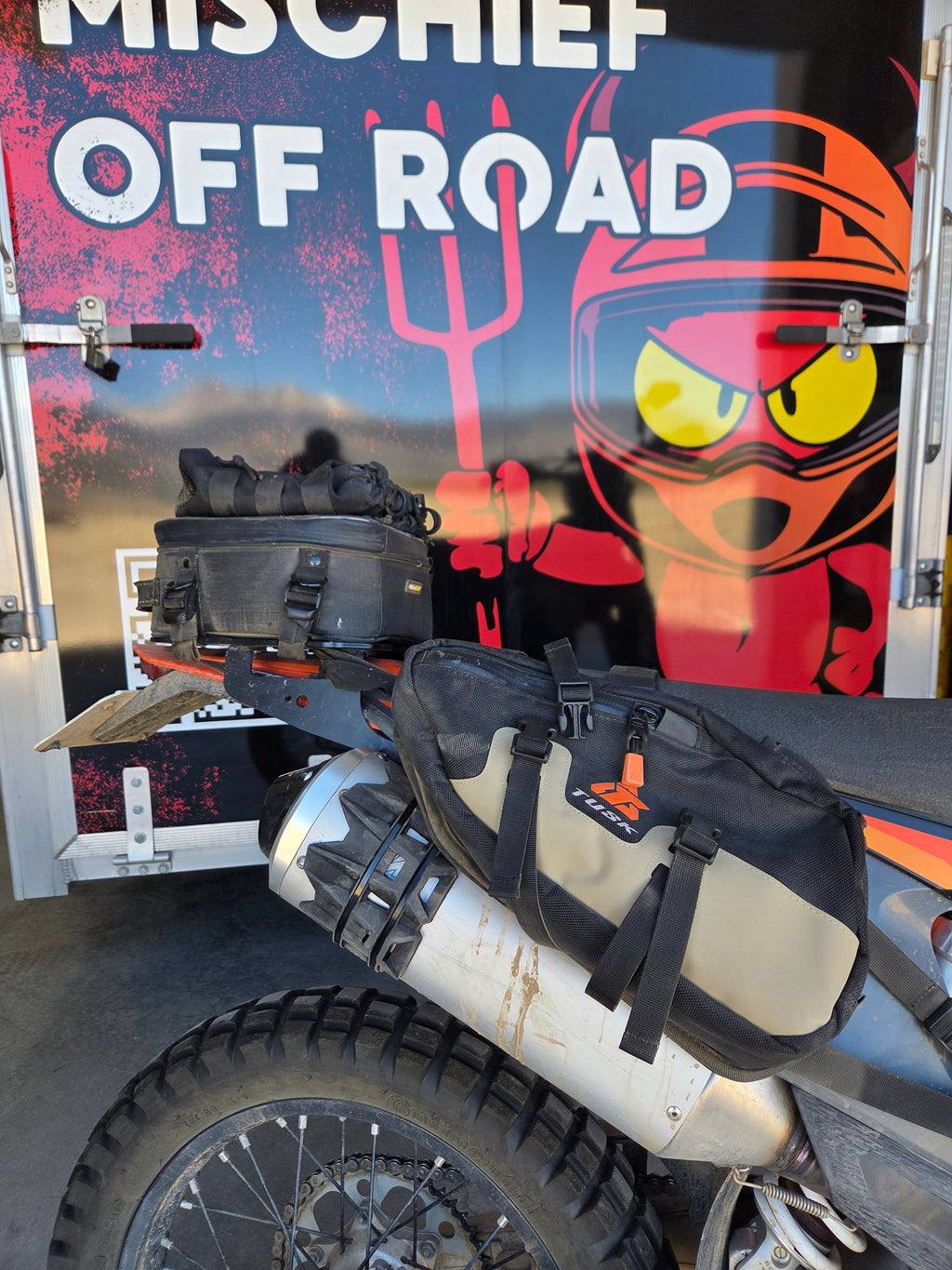Universal Exhaust Tail Pipe Guard